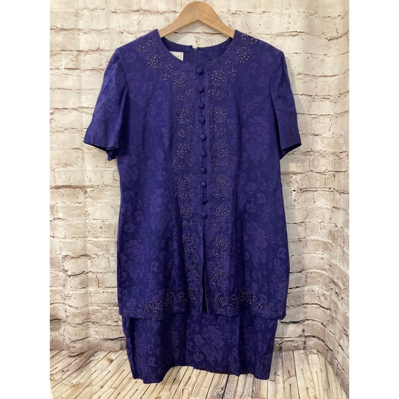 Bentley Dresses & Skirts - Vintage Bentley Dress Womens 16 Purple Layered Embossed Floral Studded Embroider